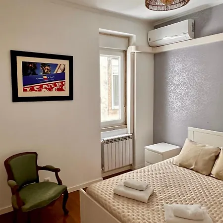 Luxury Part Of The - Modern With Airconditioning - Near Subway 아파트