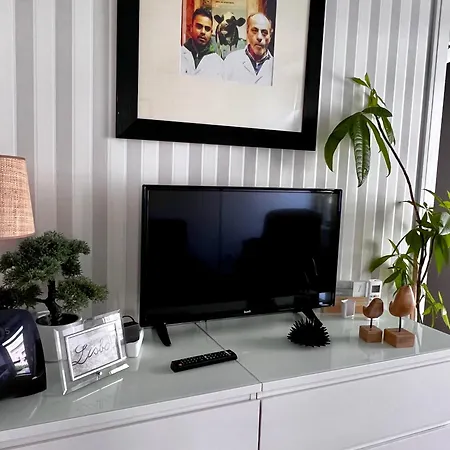 Luxury Part Of The - Modern With Airconditioning - Near Subway * Lissabon