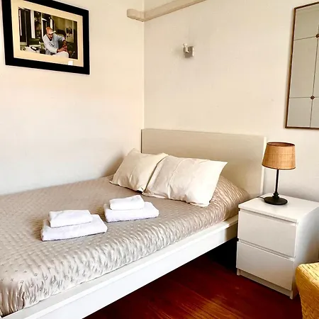 アパート Luxury Part Of The - Modern With Airconditioning - Near Subway