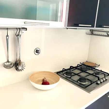 Luxury Part Of The - Modern With Airconditioning - Near Subway Apartamento