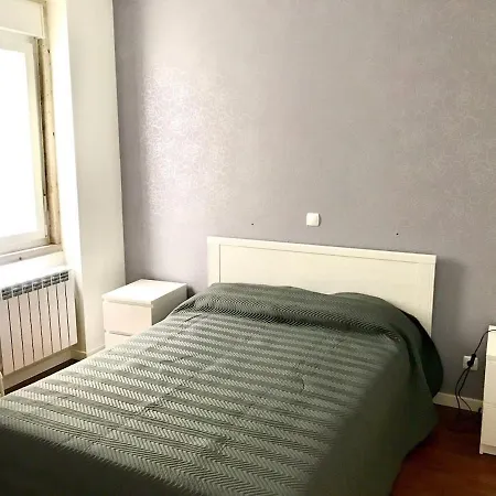 Luxury Part Of The - Modern With Airconditioning - Near Subway *