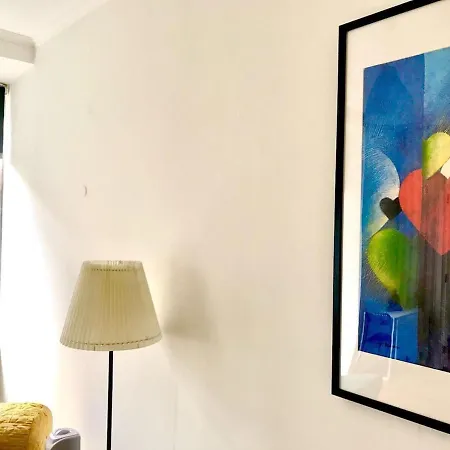 Luxury Part Of The - Modern With Airconditioning - Near Subway *